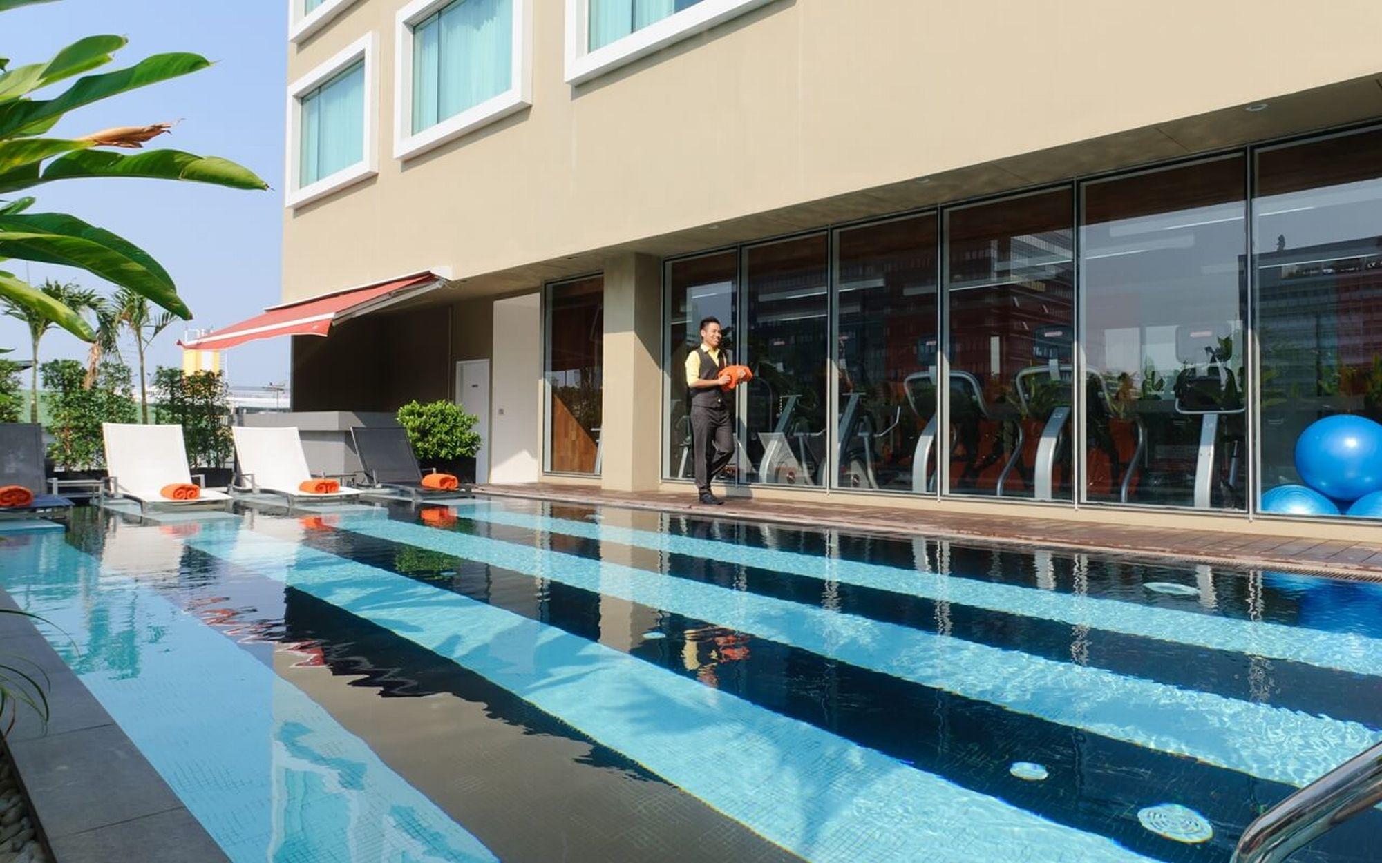 Hilton Garden Inn Bangkok Silom Εξωτερικό φωτογραφία
