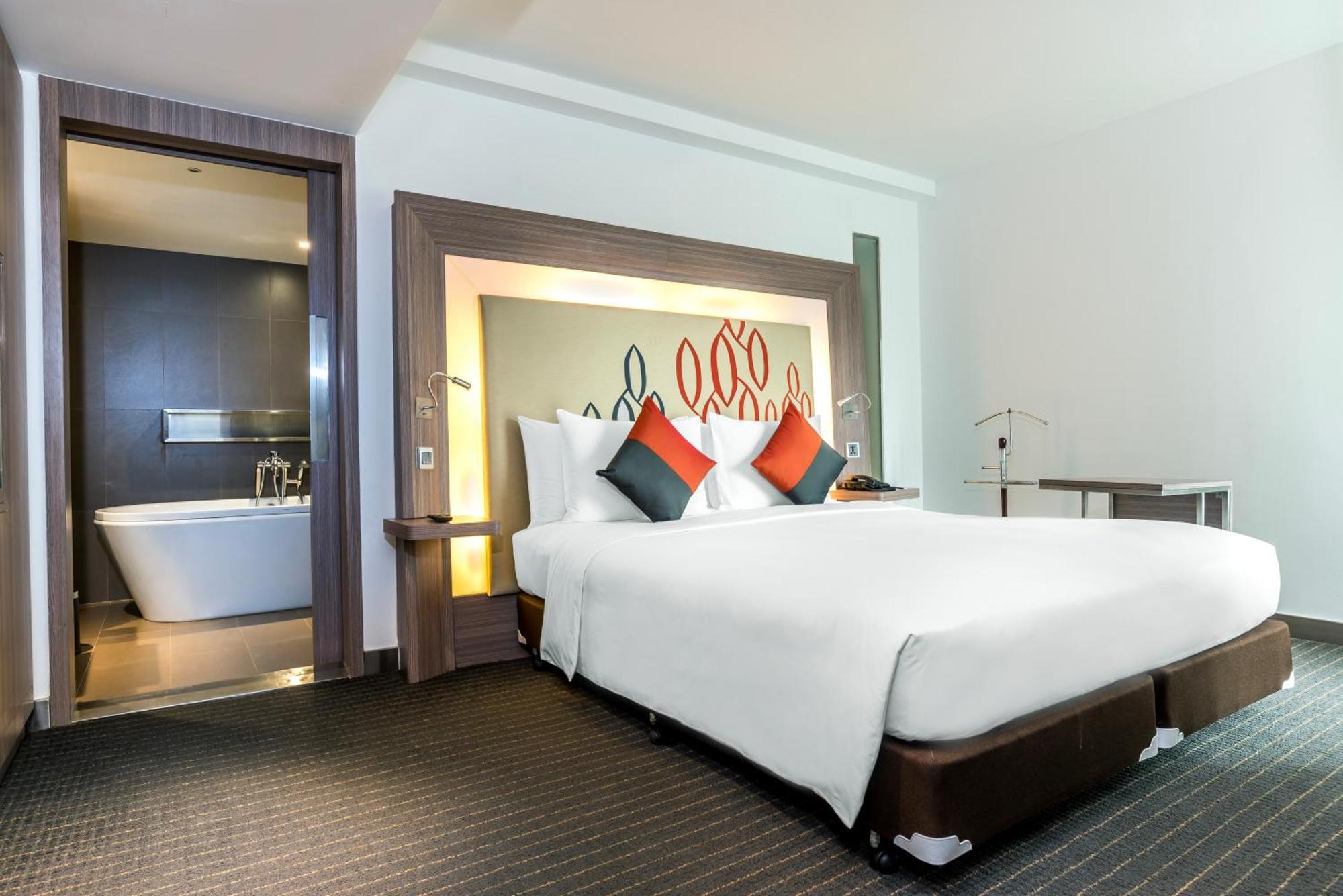 Hilton Garden Inn Bangkok Silom Εξωτερικό φωτογραφία