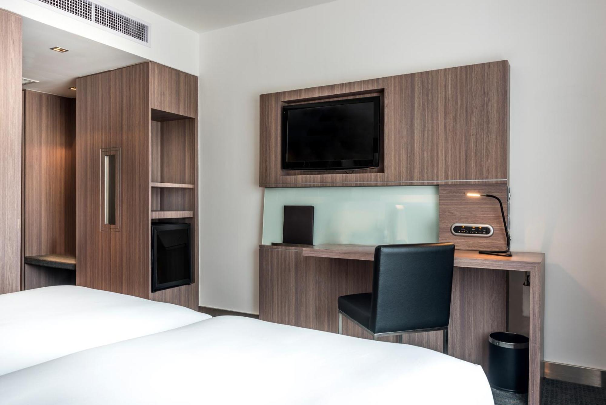 Hilton Garden Inn Bangkok Silom Εξωτερικό φωτογραφία