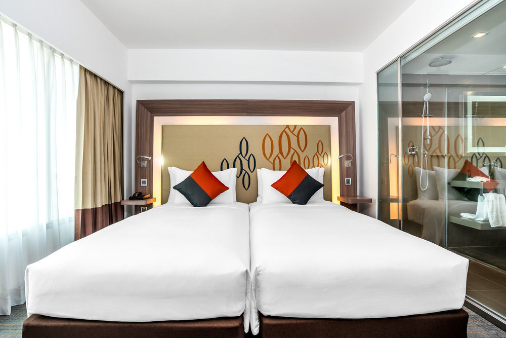 Hilton Garden Inn Bangkok Silom Εξωτερικό φωτογραφία