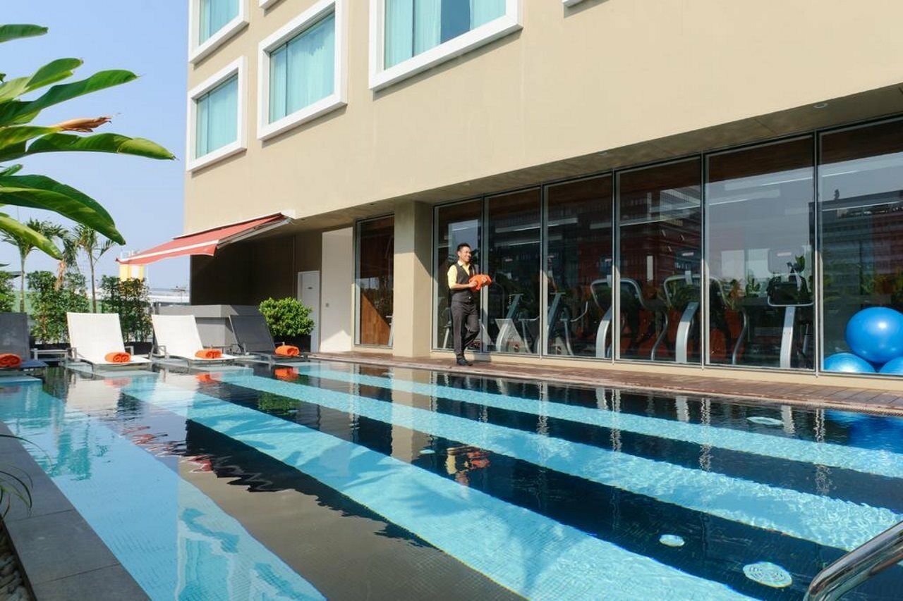 Hilton Garden Inn Bangkok Silom Εξωτερικό φωτογραφία
